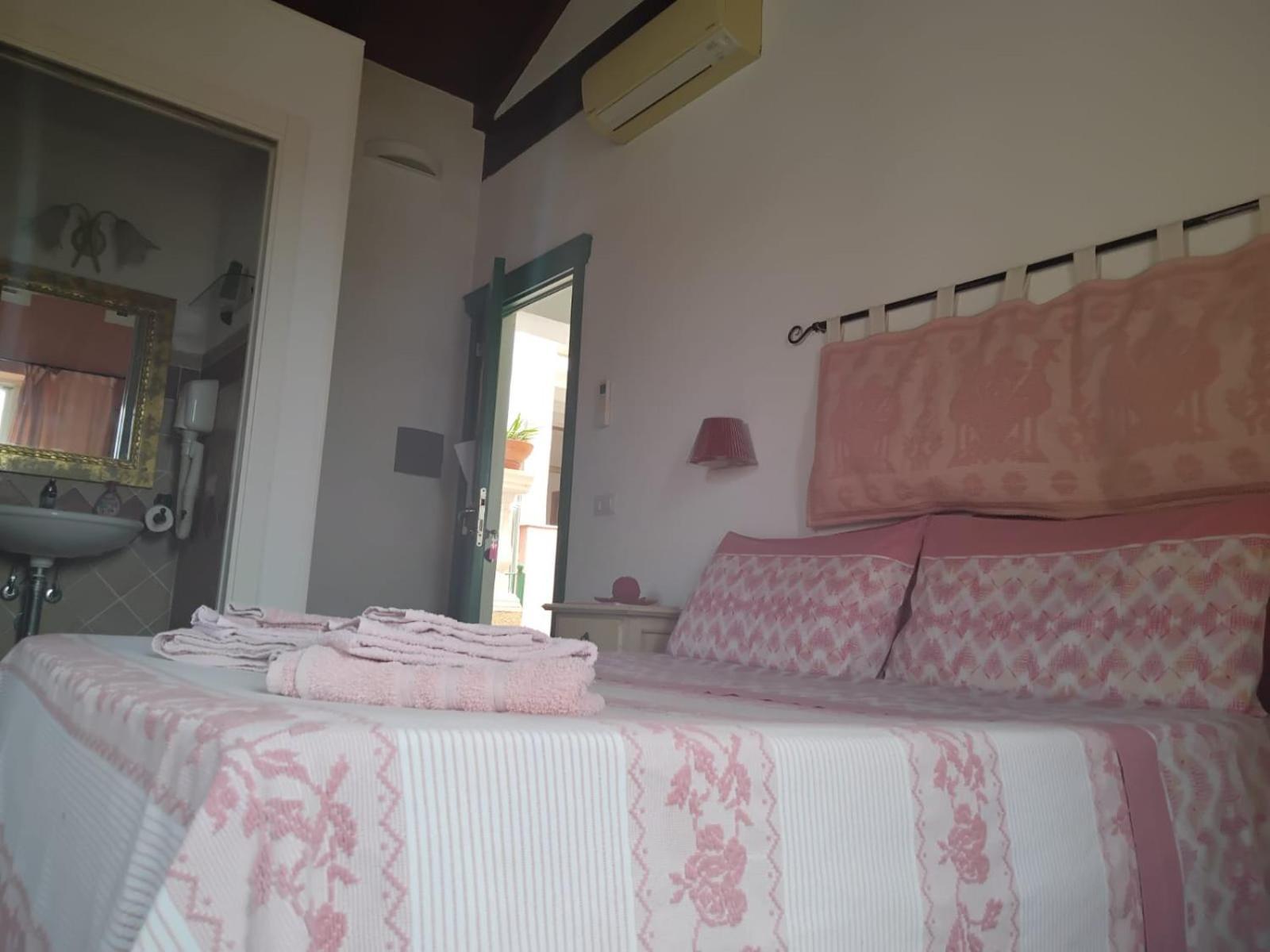 B&B Guest House Il Porto Vecchio Stintino Εξωτερικό φωτογραφία